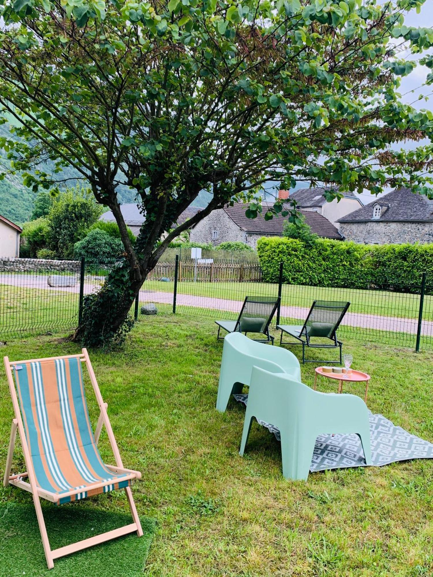 La Suite Unique - Le Jardin Sur Les Pyrenees- Vue Panoramique Montagne -Jardin Cloture Prive De 100M2-Parking-Linge De Lit Et Serviettes Compris- Bielle Екстер'єр фото