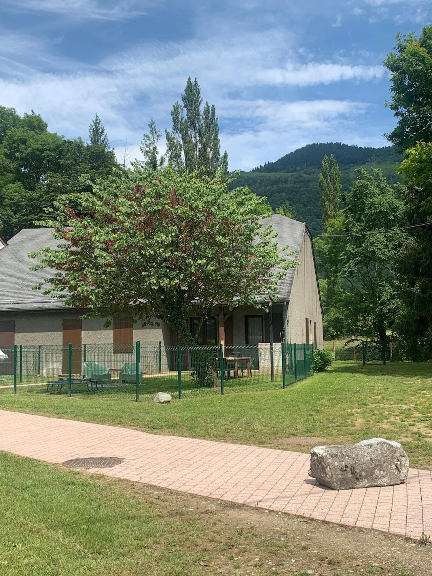 La Suite Unique - Le Jardin Sur Les Pyrenees- Vue Panoramique Montagne -Jardin Cloture Prive De 100M2-Parking-Linge De Lit Et Serviettes Compris- Bielle Екстер'єр фото