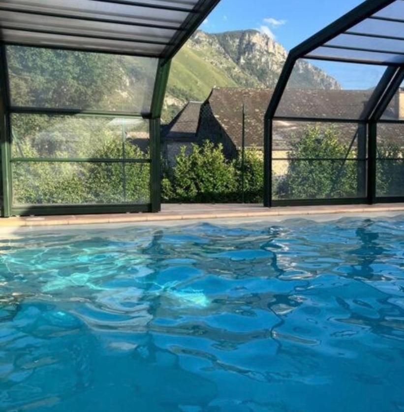 La Suite Unique - Le Jardin Sur Les Pyrenees- Vue Panoramique Montagne -Jardin Cloture Prive De 100M2-Parking-Linge De Lit Et Serviettes Compris- Bielle Екстер'єр фото